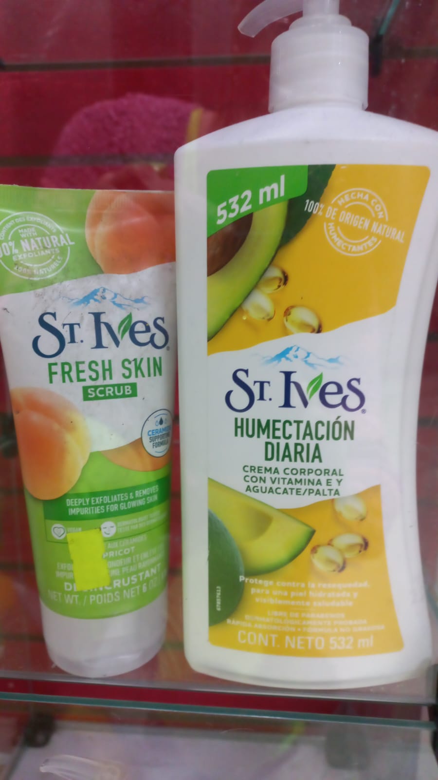 Esfoliante e creme corporal St. Ives